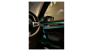 BMW G30/G31/F90 beleuchtete B&W-Design Lautsprecherabdeckungen – Hauptansicht